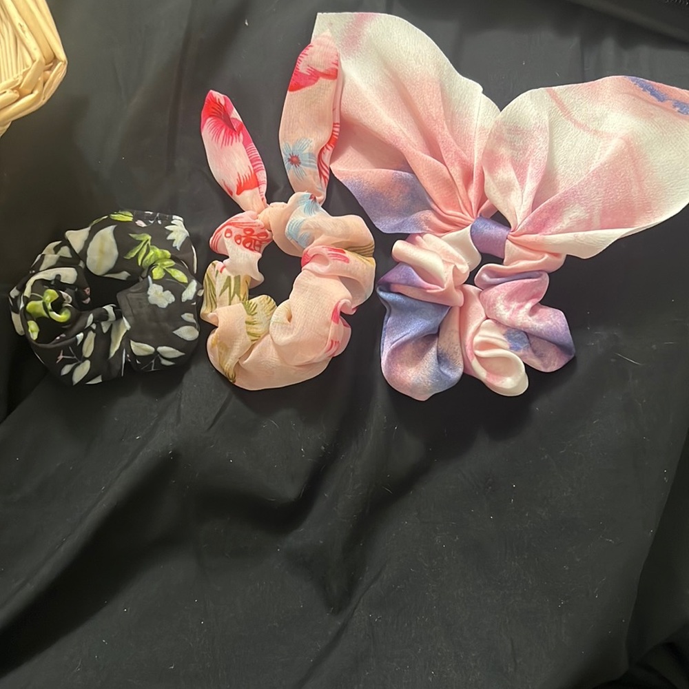 3 pack tropical scrunchies